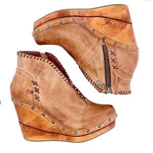 Bed Stu Marina wedge worn once! EUC!!